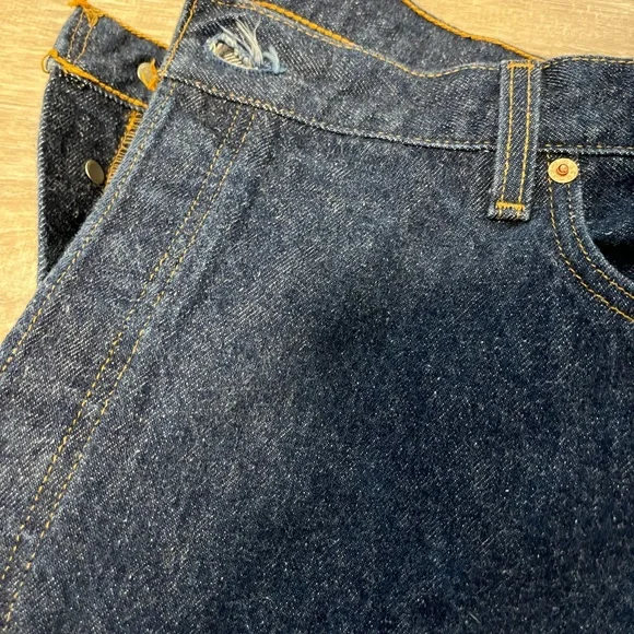 Levi's Jeans - Picture 4 of 10